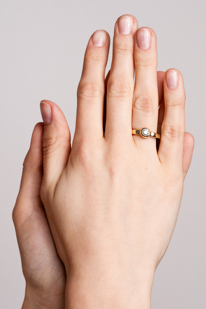 Amore Ring